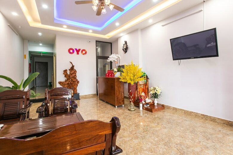 Hotel Oyo 586 Hoang Anh Apartment