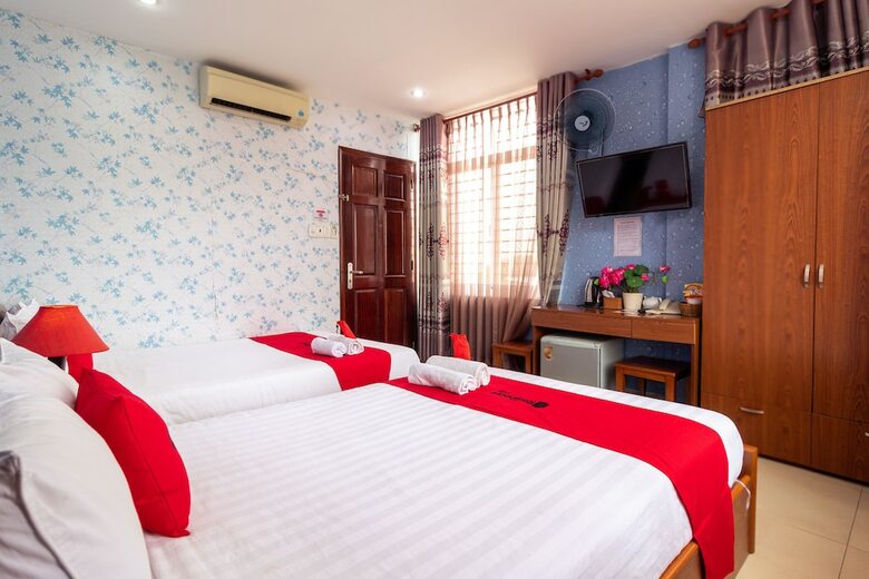 Hotel Reddoorz @ Phan Dang Luu Street