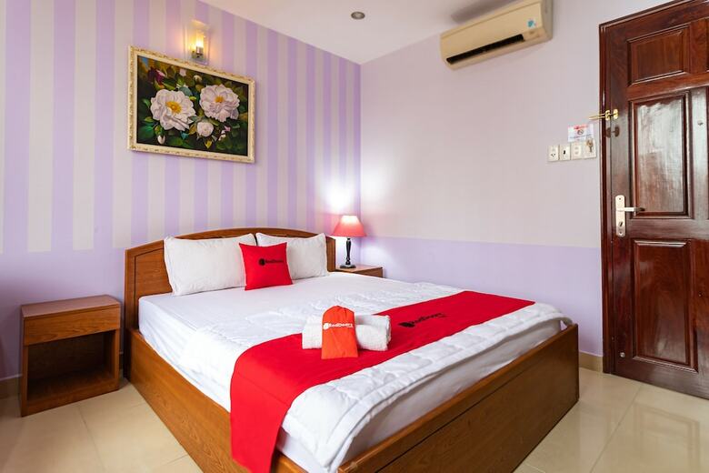 Hotel Reddoorz @ Phan Dang Luu Street
