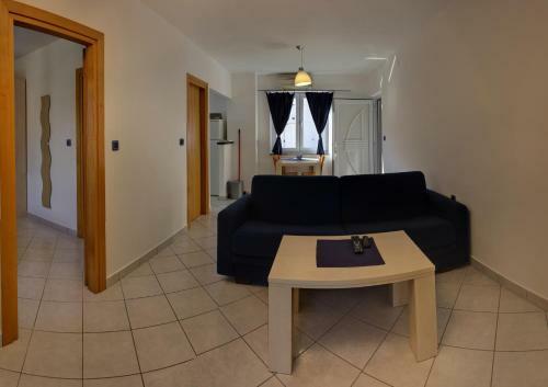 Vis A Vis Apartments