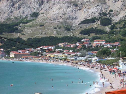Vis A Vis Apartments