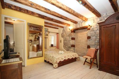 Apartments Authentic Baska 3