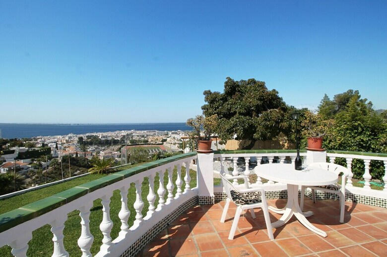 1070 Villa Rosario