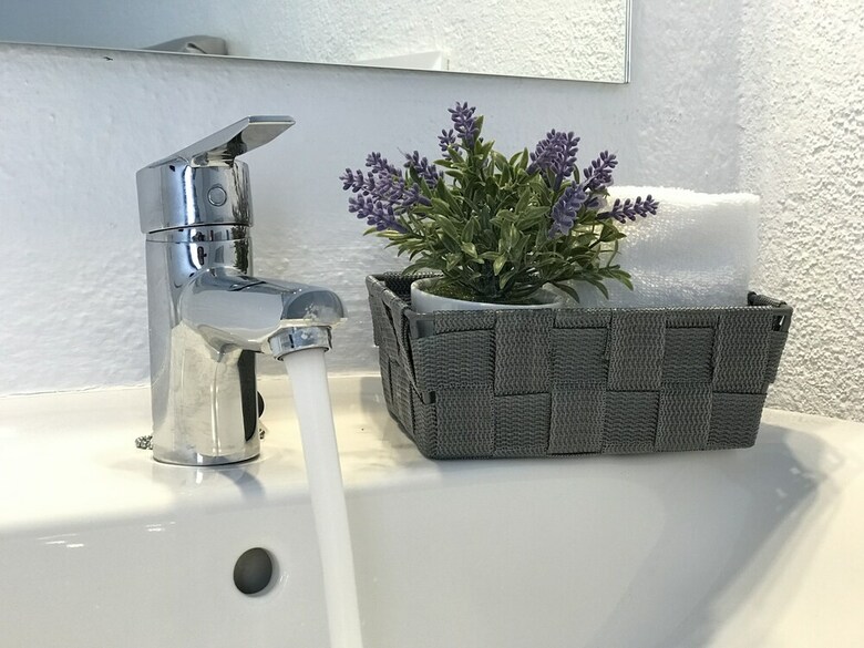 Hotel Lets Holidays Rooms Cadaques