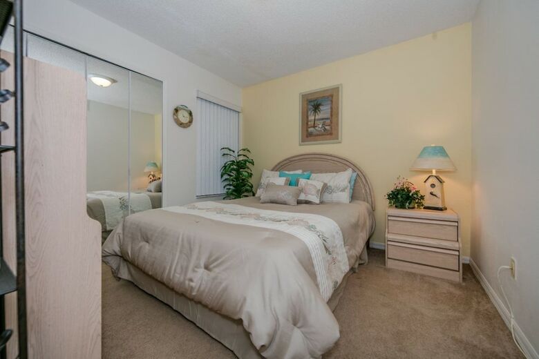 Royal_palm_bay_99