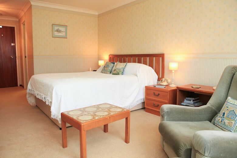 The Evesham Hotel