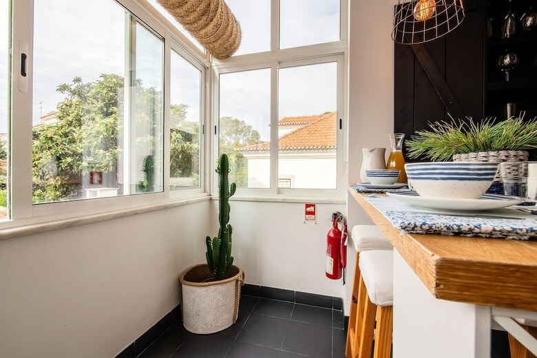 Apartment With 2 Bedrooms In Cascais, With Wifi
