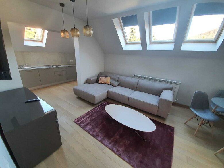 Elexus Apartments