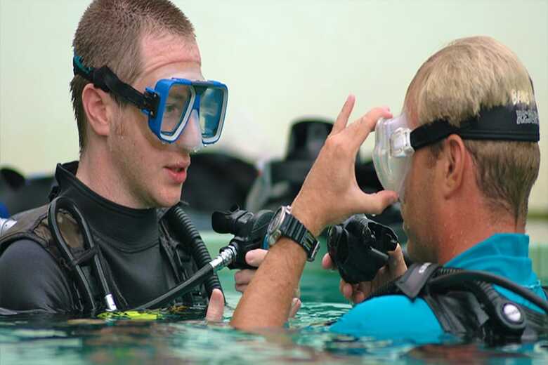 Apartamento Ban's Diving Resort