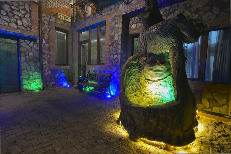 Hotisi Hotel