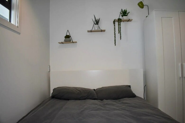 Spacious 1 Bedroom Apartment With City Views