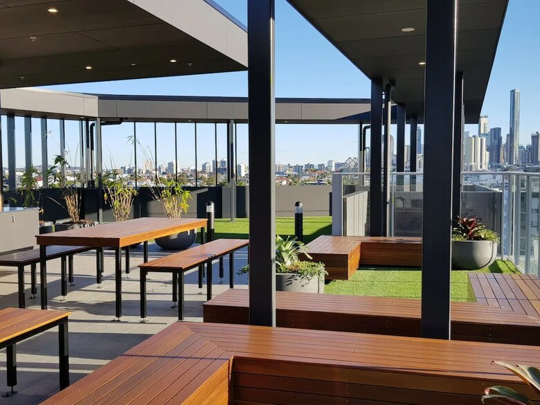 Stylish Newstead 1 Bedroom Apartment