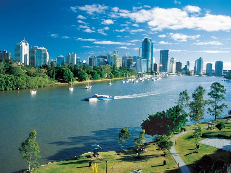 Stylish Newstead 1 Bedroom Apartment