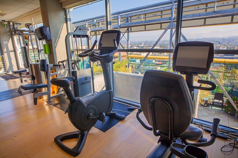 Residencia Tenten Wilshire - Official