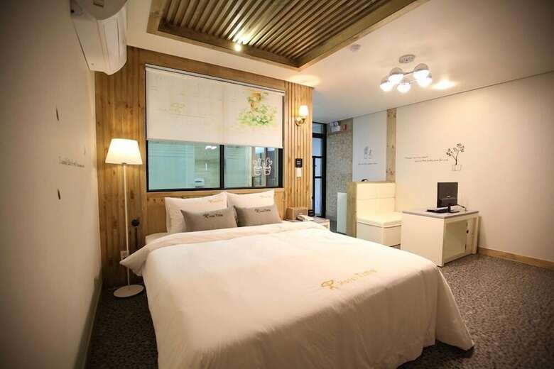 Cheonan Time Hotel