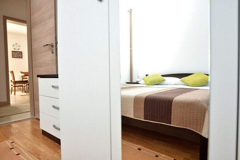 Apartment Isic