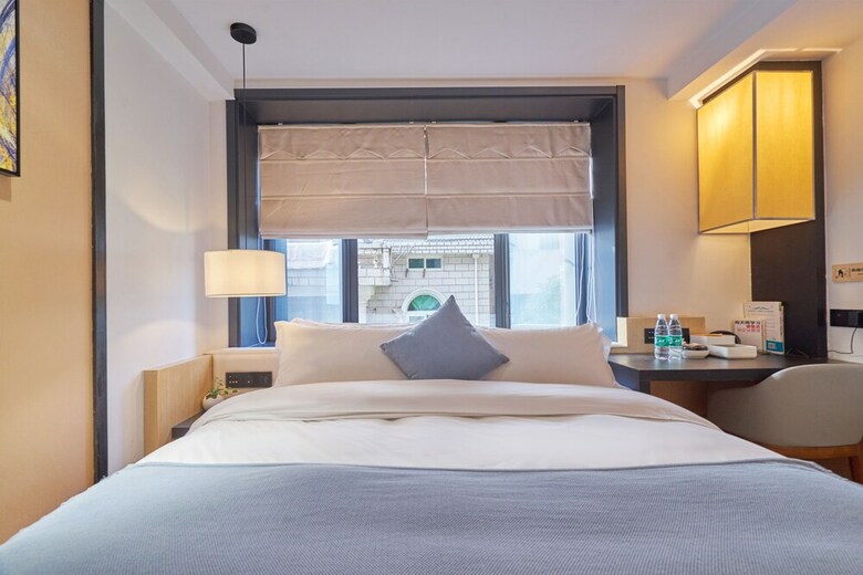 Wuhua Xingxiang Shanfang Hotel