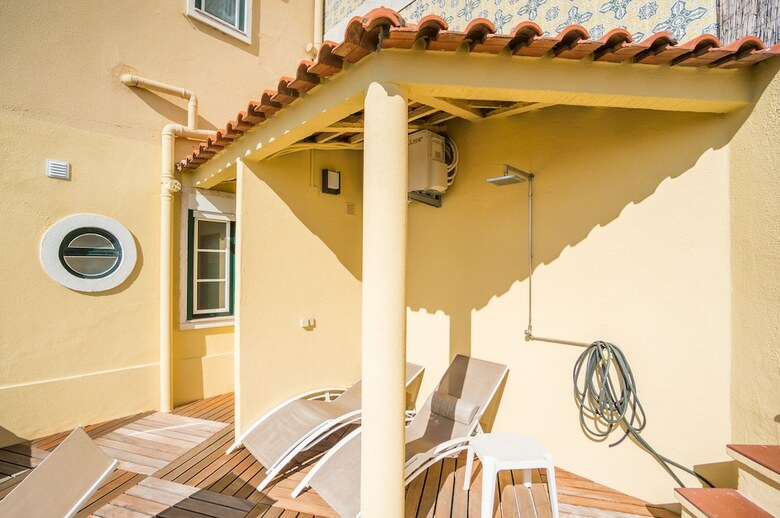 Panoramic Tagus River Terrace Apartment In Alfama