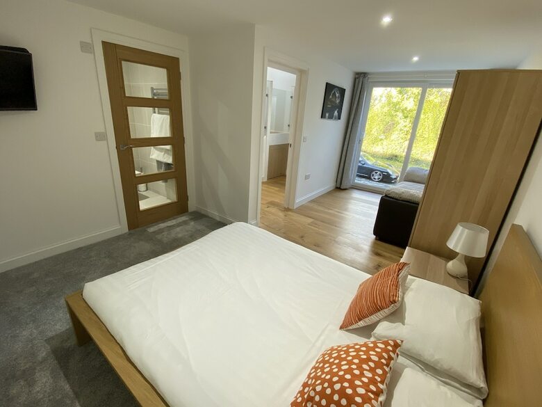 Ty Gwyn - 4 Bedroom Holiday Home