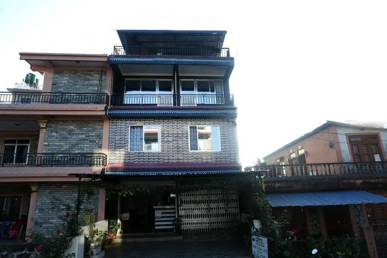Oyo 663 Hotel Rupa Begnas Lake Inn