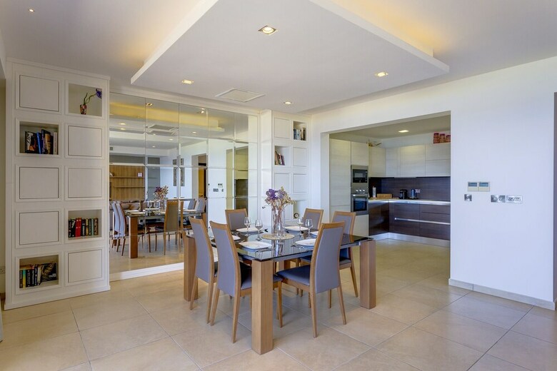 Apartamentos Luxury Seafront Oasis In Central Sliema W/ Pool
