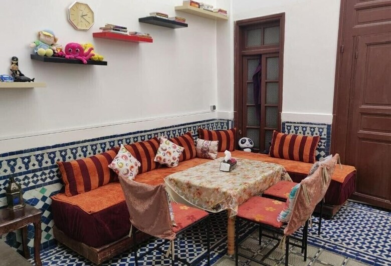 Hostal Sendis Hostel