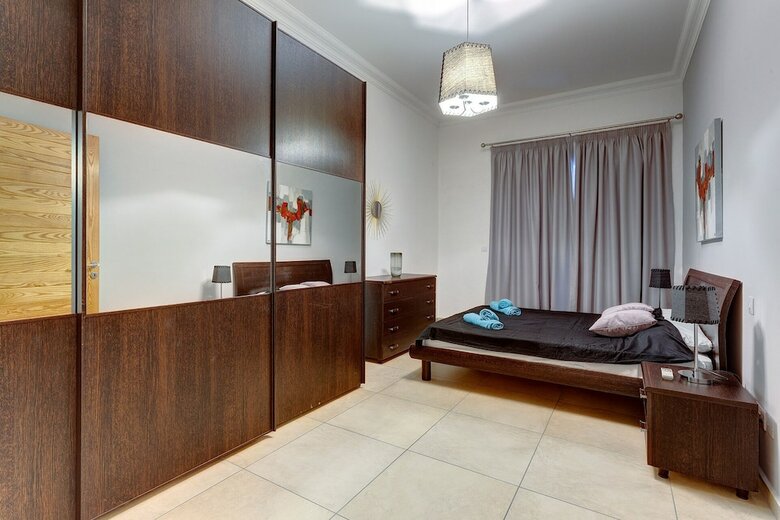 Gorgeous Apartment With Terrace In Fort Cambridge, Pool