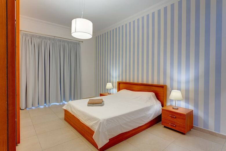 Superb Apartment In Fort Cambridge With Pool