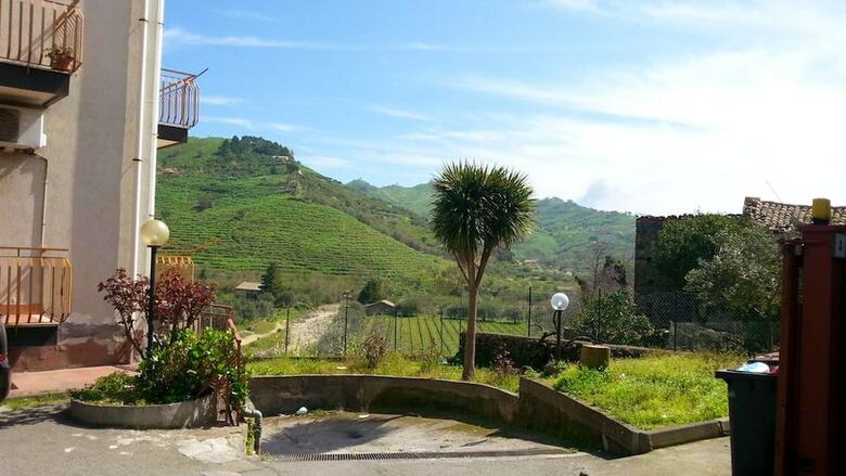 Apartment With 2 Bedrooms In Linguaglossa, With Wonderful Mountain View, Balcony And Wifi