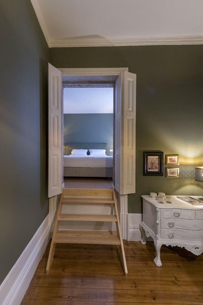 Hotel Guesthouse Bonjardim Suites