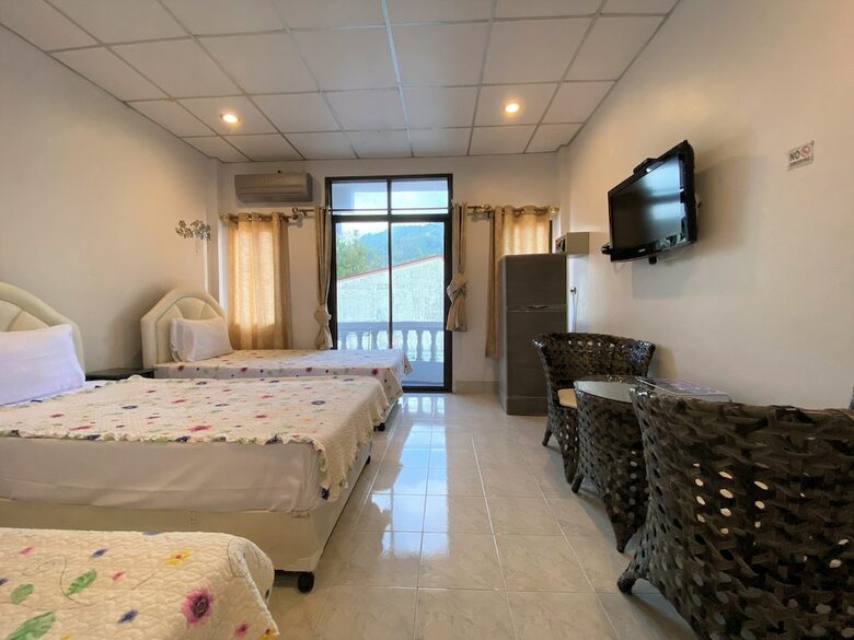 Hotel Som Guesthouse