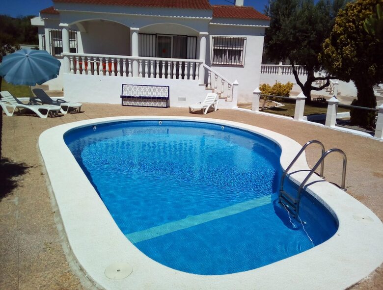 Apartamentos Ap Costas Les Illes