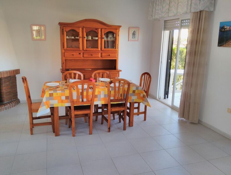 Apartamentos Ap Costas Les Illes