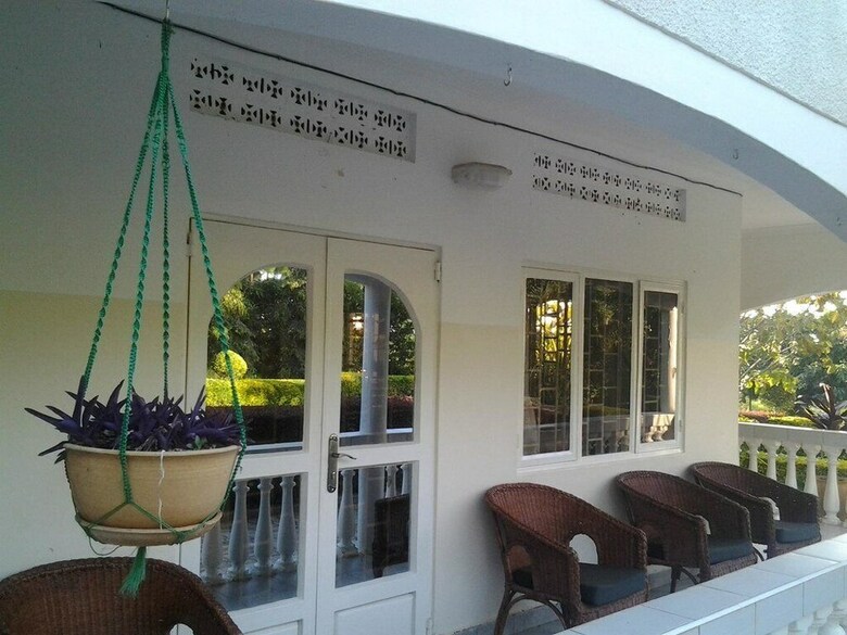 Bed & Breakfast Brownstone Country Home Lira Uganda