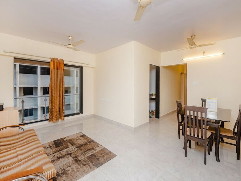 Hotel Tuliipstays - Kurla Premier Exotica