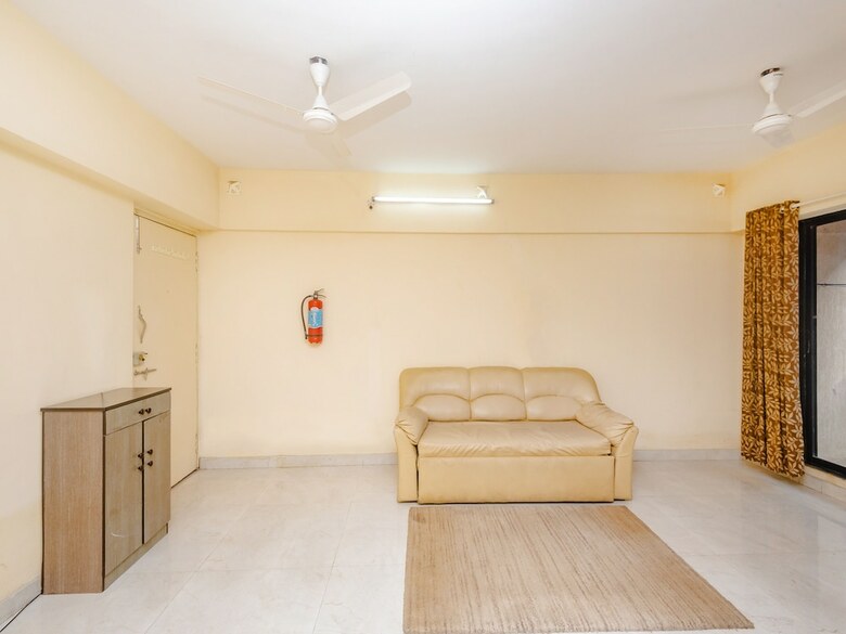 Hotel Tuliipstays - Kurla Premier Exotica
