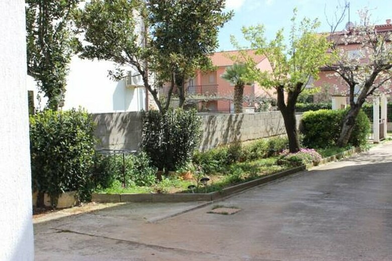 Apartments Robi