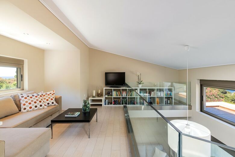 Villa Idyle-luxury Beachfront Property