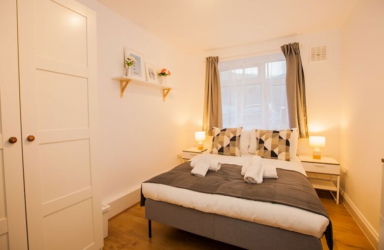 Aparthotel Modern London Home Near Clapham