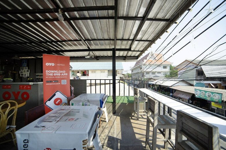 Hostal Oyo 560 Chang Hostel? Suvarnabhumi