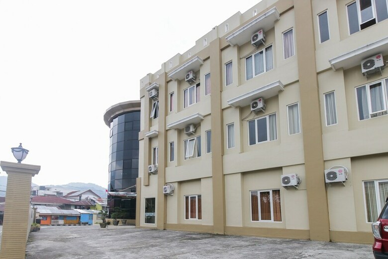 Hotel Airy Sutan Syahrir 144 Padang Panjang
