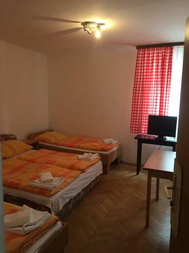 Youth Hostel Nika