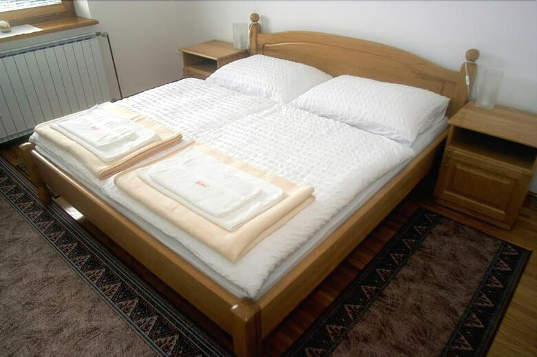 Hotel Rooms And Apartments Panker