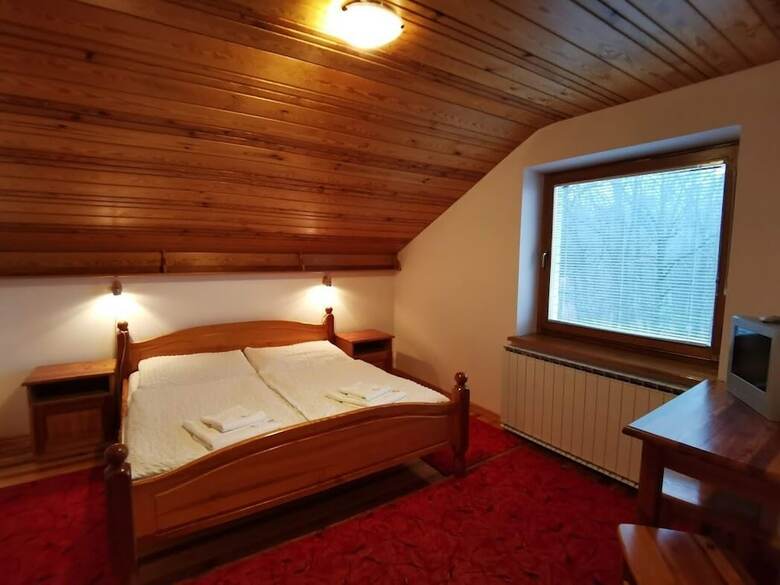 Hotel Rooms And Apartments Panker