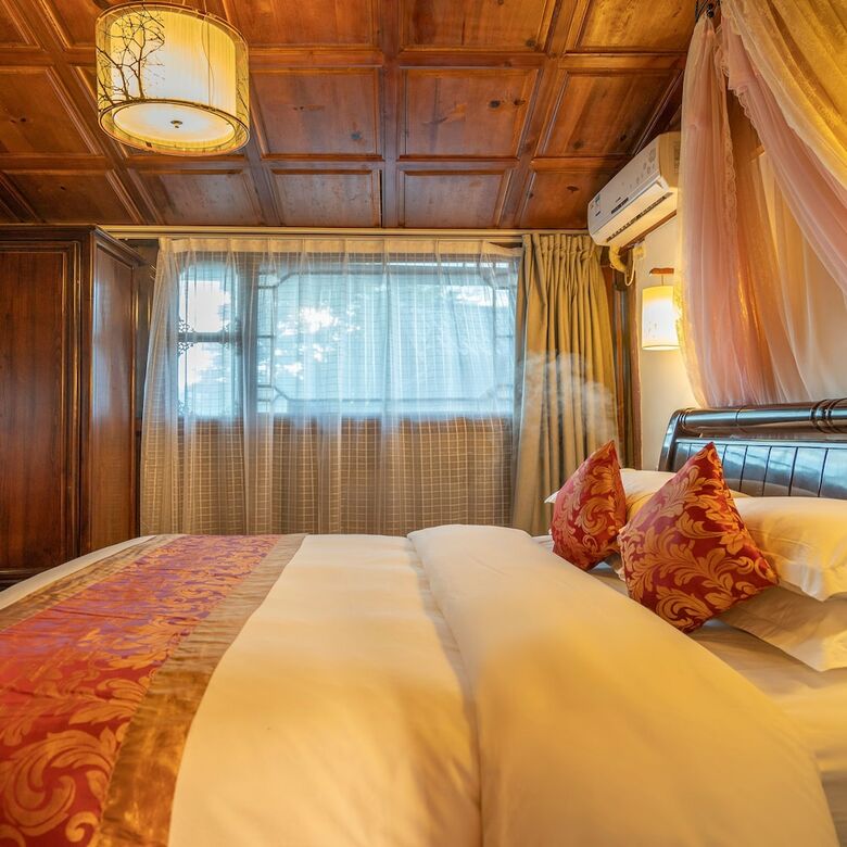 Floral Hotel Yu Jia Lijiang
