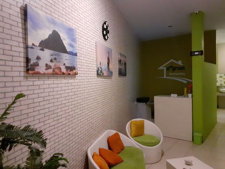 Hostal Spot On 2332 D'green Homestay