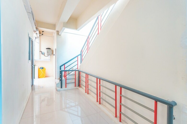 Hotel Oyo 2230 Ava Guest House