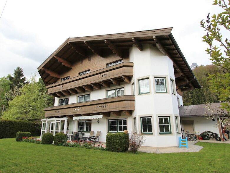 Spacious Apartment Near Ski Area In Leogang