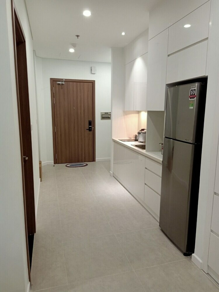 Luxury Scenia Bay Apartment With Seaview