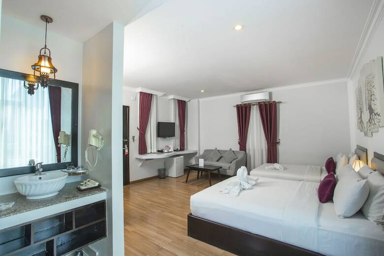 King Grand Boutique Hotel